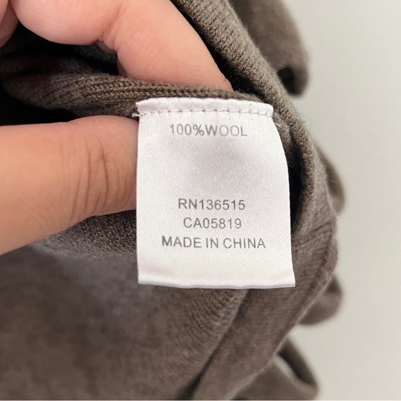 One Grey Day Sweater Size M Round Neck Long Sleeves Cut-Outs Brown Taupe Wool - Picture 7 of 11